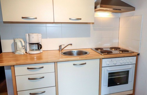 Muhldorf Apartment | Cosy apartment for 8 people with WIFI, TV, balcony and parking