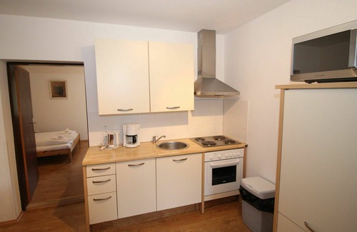 Muhldorf Apartment | Cosy apartment for 8 people with WIFI, TV, balcony and parking
