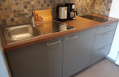 Hoechenschwand Apartment | Cosy apartment for 2 guests with pool, WIFI, TV, balcony, pets allowed and parking