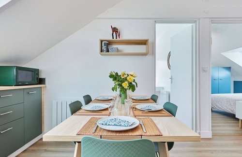 Croissanville Apartment | Cosy apartment for 5 people with WIFI and parking