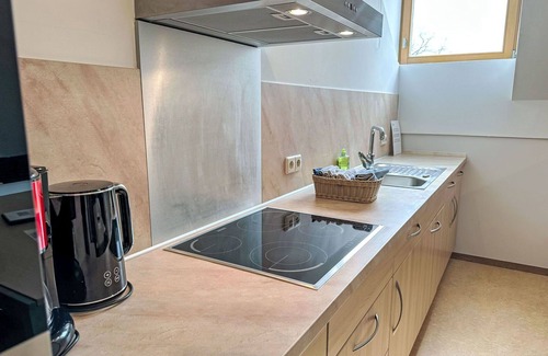 Rippig Apartment | Cosy apartment for 4 guests with pool, WIFI, TV and parking