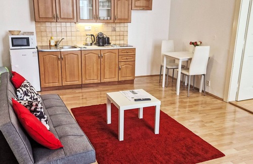 Stare Mesto Apartment | Cosy apartment for 2 guests with WIFI, TV and parking