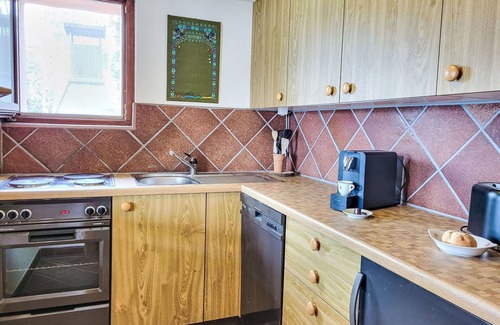 Vira Apartment | Cosy apartment for 2 guests with patio, pets allowed and panoramic view