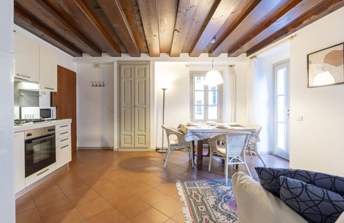 Morbegno Apartment | Cosy apartment for 2 people with WIFI, TV and balcony