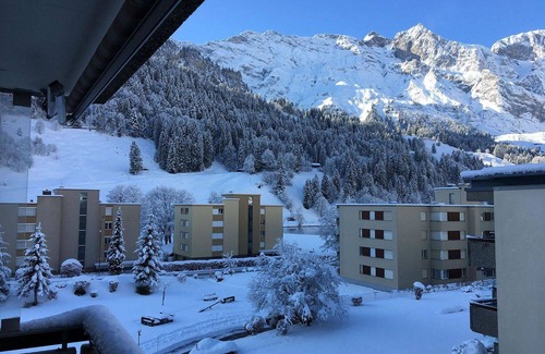 Engelberg Apartment | Cosy apartment for 4 people with WIFI, TV and balcony