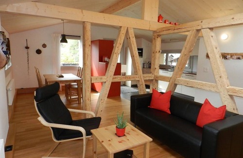 Zweisimmen Apartment | Cosy apartment for 4 people with WIFI and balcony