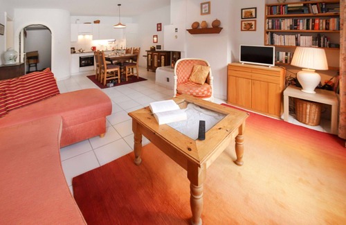 Champex-Lac Apartment | Cosy apartment for 4 guests with WIFI and TV