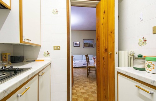 Abetone Apartment | Cosy apartment for 4 guests with WIFI, TV, terrace, pets allowed and parking
