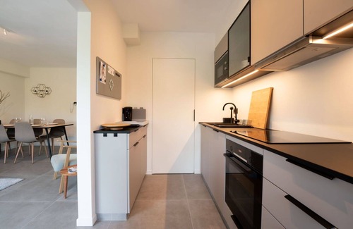 Bredene Apartment | Cosy apartment for 4 guests with WIFI, TV and balcony