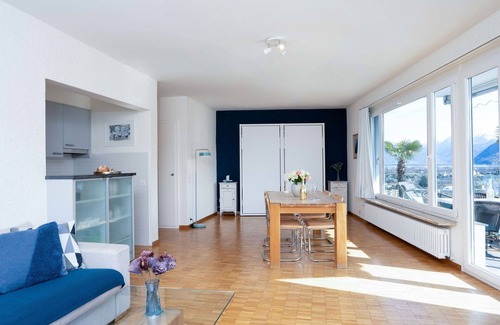 Ascona Apartment | Cosy apartment for 4 guests with WIFI, TV, balcony, pets allowed and parking