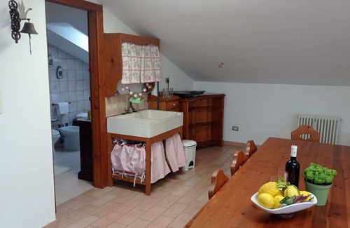 Castelfidardo Apartment | Cosy apartment for 4 guests with A/C, WIFI, TV, panoramic view and parking, close to Porto Recan.