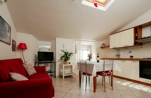 Follonica Apartment | Cosy apartment for 4 guests with WIFI, A/C, TV and pets allowed