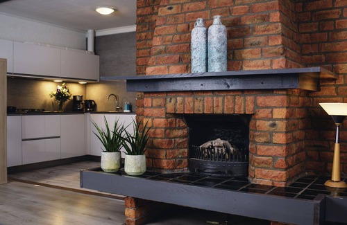 Municipality of Delfzijl Apartment | Cosy apartment for 4 guests with WIFI, TV, terrace and parking
