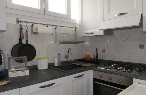 Savena Apartment | Cosy apartment for 4 people with WIFI, A/C, TV, balcony and parking