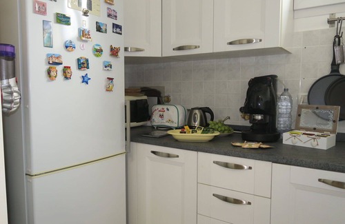 Savena Apartment | Cosy apartment for 4 people with WIFI, A/C, TV, balcony and parking