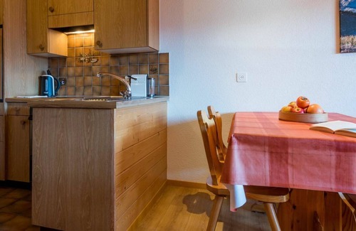 Riederalp Apartment | Cosy apartment for 4 people with WIFI, TV and balcony