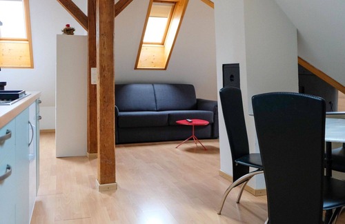 Spiez Apartment | Cosy apartment for 4 people with WIFI and TV