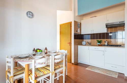 Torre dei Corsari Apartment | Cosy apartment for 4 people with WIFI, terrace and parking