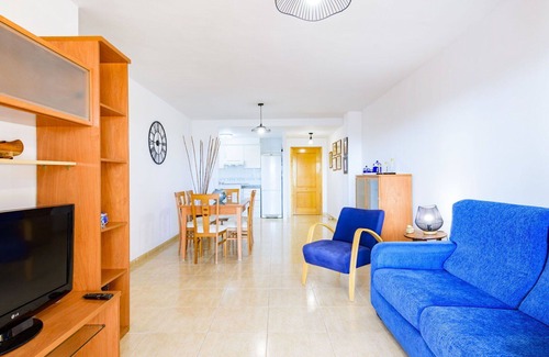El Grau de Moncofa Apartment | Cosy apartment for 5 guests with pool, WIFI, TV, terrace and pets allowed