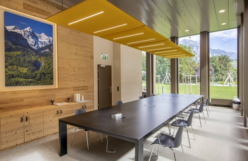 Meiringen Apartment | Cosy apartment for 6 people with WIFI, TV, terrace, pets allowed and parking