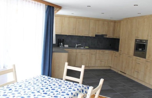 Saas Grund Apartment | Cosy apartment for 6 people with WIFI, TV and balcony