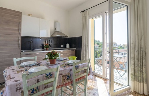 Pompeiana Apartment | Cosy apartment for 6 people with WIFI, A/C, balcony, pets allowed and parking