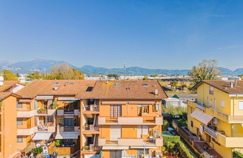 Ex Campo d'Aviazione Apartment | Cosy apartment for 6 guests with WIFI, TV, balcony and parking