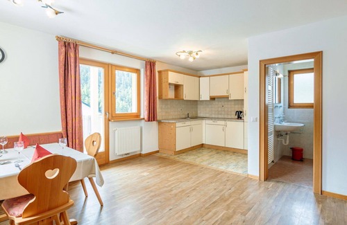 Solda Apartment | Cosy apartment for 6 people with WIFI, TV, terrace, pets allowed, panoramic view and parking