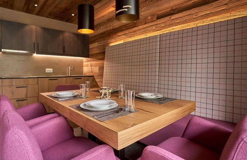 Soelden Apartment | Cosy apartment for 7 people with WIFI, TV, terrace and pets allowed