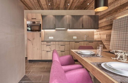 Soelden Apartment | Cosy apartment for 7 people with WIFI, TV, terrace and pets allowed