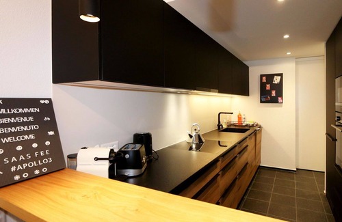 Saas-Fee Apartment | Cosy apartment for 8 people with WIFI, TV and balcony