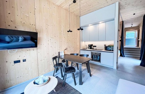 Irdning-Donnersbachtal Apartment | Cosy apartment for 4 people with WIFI, TV, terrace and pets allowed