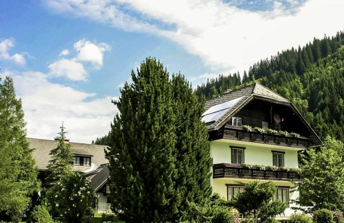 Donnersbachwald Apartment | Cosy apartment for 4 people with WIFI, TV, terrace and panoramic view