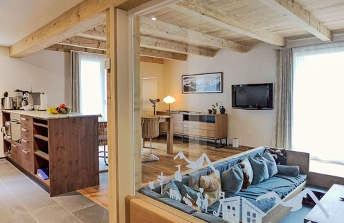 Grindelwald Apartment | Cosy apartment for 6 people with WIFI, TV, terrace, pets allowed and parking