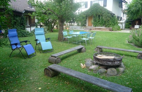 Steffisburg Apartment | Cosy apartment for 8 guests with WIFI and TV