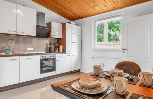 Oberndorf Apartment | Cosy apartment for 2 people with WIFI, TV and patio