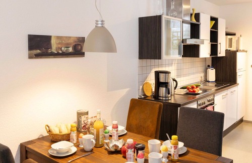 Lubmin Apartment | Cosy apartment for 4 guests with WIFI, TV, terrace and pets allowed