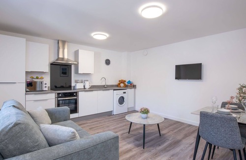 Lossiemouth Apartment | Cosy apartment for 4 guests with WIFI, TV and parking
