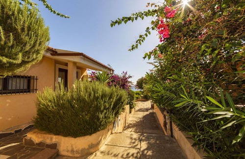 Villaputzu Apartment | Cosy apartment for 4 people with A/C, TV and pets allowed