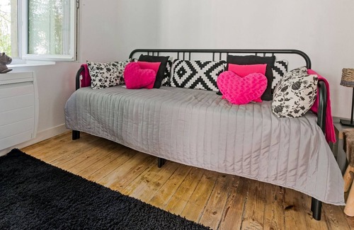 Isigny-sur-Mer Apartment | Cosy apartment in Isigny-sur-Mer with a terrace