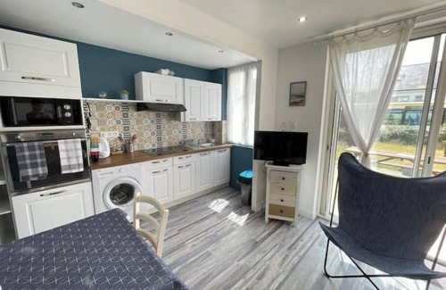 Le Fort Bloque Apartment | COSY APARTMENT IN FORT BLOQUE 150 FROM THE SEA