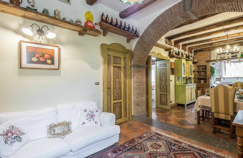 Rocca di Papa Villa | Cosy apartment in villa for 13 people with WIFI, A/C, private pool, TV, patio and parking