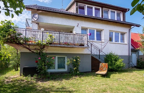 Koszalin House | Cosy apartment in villa for 10 guests with WIFI, TV, patio and pets allowed