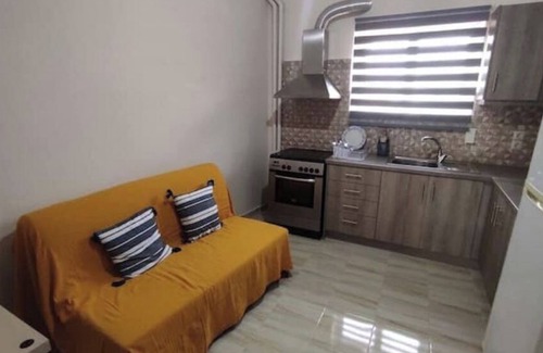 Amarinthos House | Cosy Apartment in relaxed neighbourhood