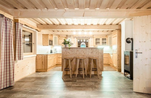Mitterberg-Sankt Martin House | Cosy apartment in villa for 18 people with pool, WIFI, TV, terrace and pets allowed