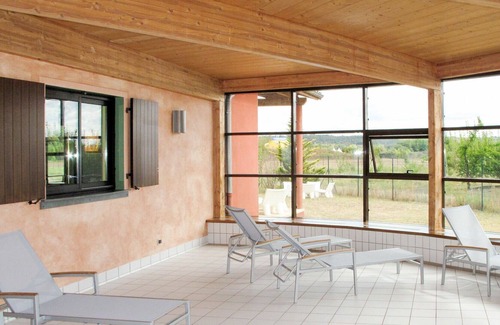 Chateauneuf-sur-Isere House | Cosy apartment in villa for 4 people with WIFI, pool, A/C, TV, terrace and pets allowed