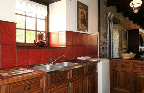 Loctudy Villa | Cosy apartment in villa for 6 people with terrace and pets allowed