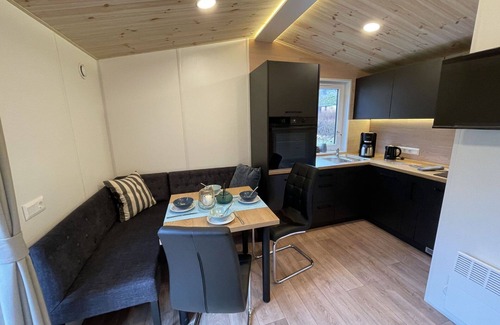 Wemding House | Cosy apartment in villa for 4 guests with WIFI, TV and terrace