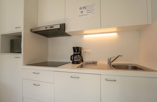 Bredene House | Cosy apartment in villa for 4 guests with A/C, WIFI, TV, terrace and pets allowed