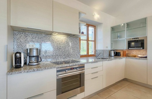Bibali House | Cosy apartment in villa for 5 guests with pool, A/C, WIFI, TV and terrace